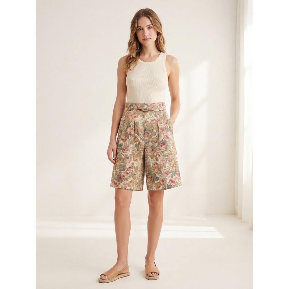 Vintage Van Heusen Floral High Waisted Pleated Shorts Size 10 Belted Cottagecore